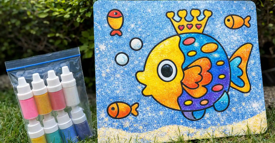 Niños creando con arena PintArena de forma segura